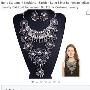 Ex large statement necklace, silver